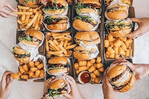 Ισορροπημένο γεύμα cheat meal